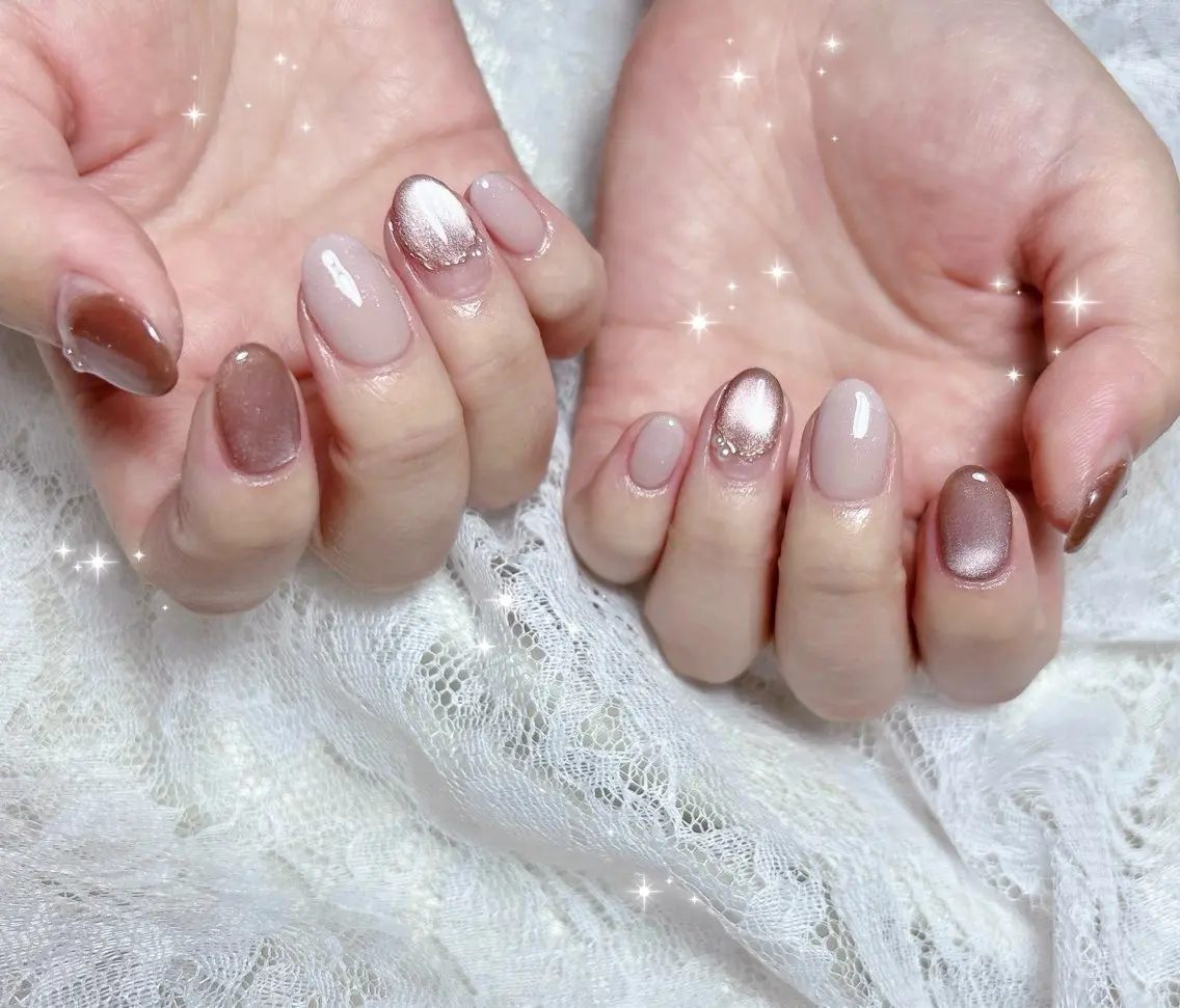 ネイル ブラウン グラデーション マグネットネイル ミラーネイル ハンドネイル FLARE NAIL フレアネイルのネイルデザイン