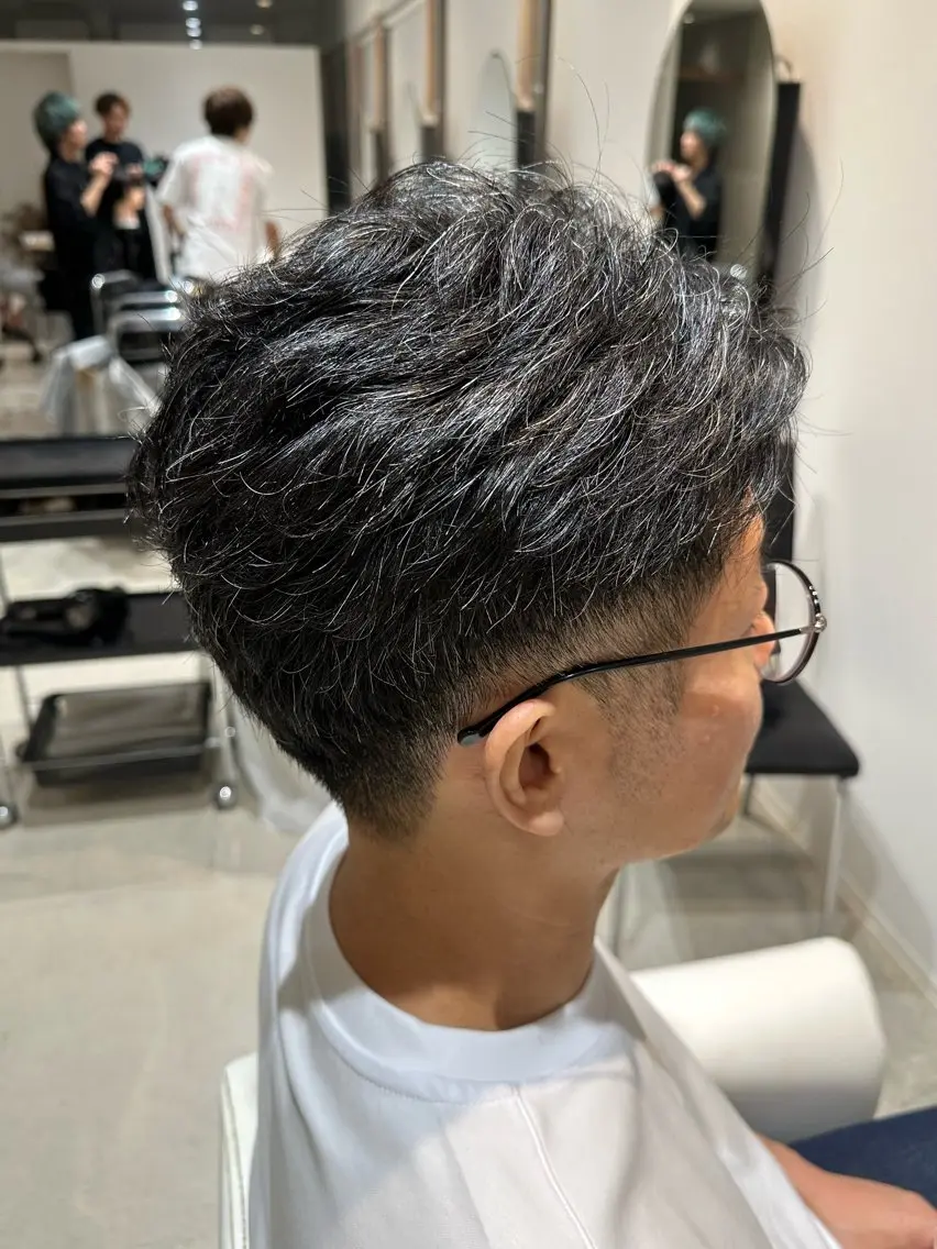 パーマ メンズ 門脇 紬希のヘアスタイル