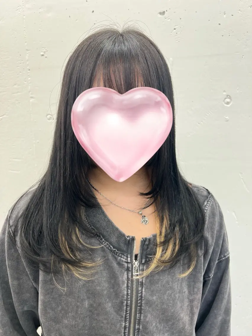 ミディアム カラー 黒髪 インナーカラー レイヤーカット カット 🌷︎あすか🌷 JILLSTUDIOのヘアスタイル
