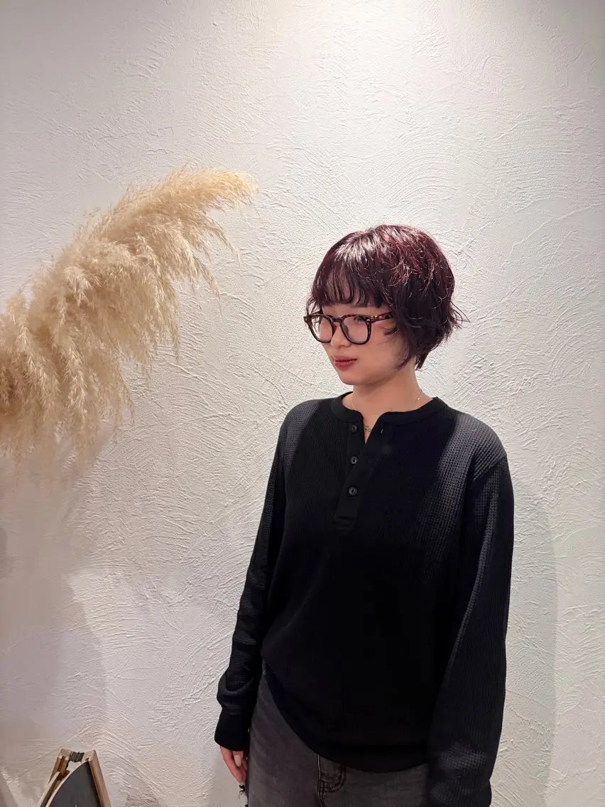 ショート ショートレイヤー レイヤーカット ショートヘア カット ヘアカラー 透明感カラー✂️ 竹内七渚のヘアスタイル