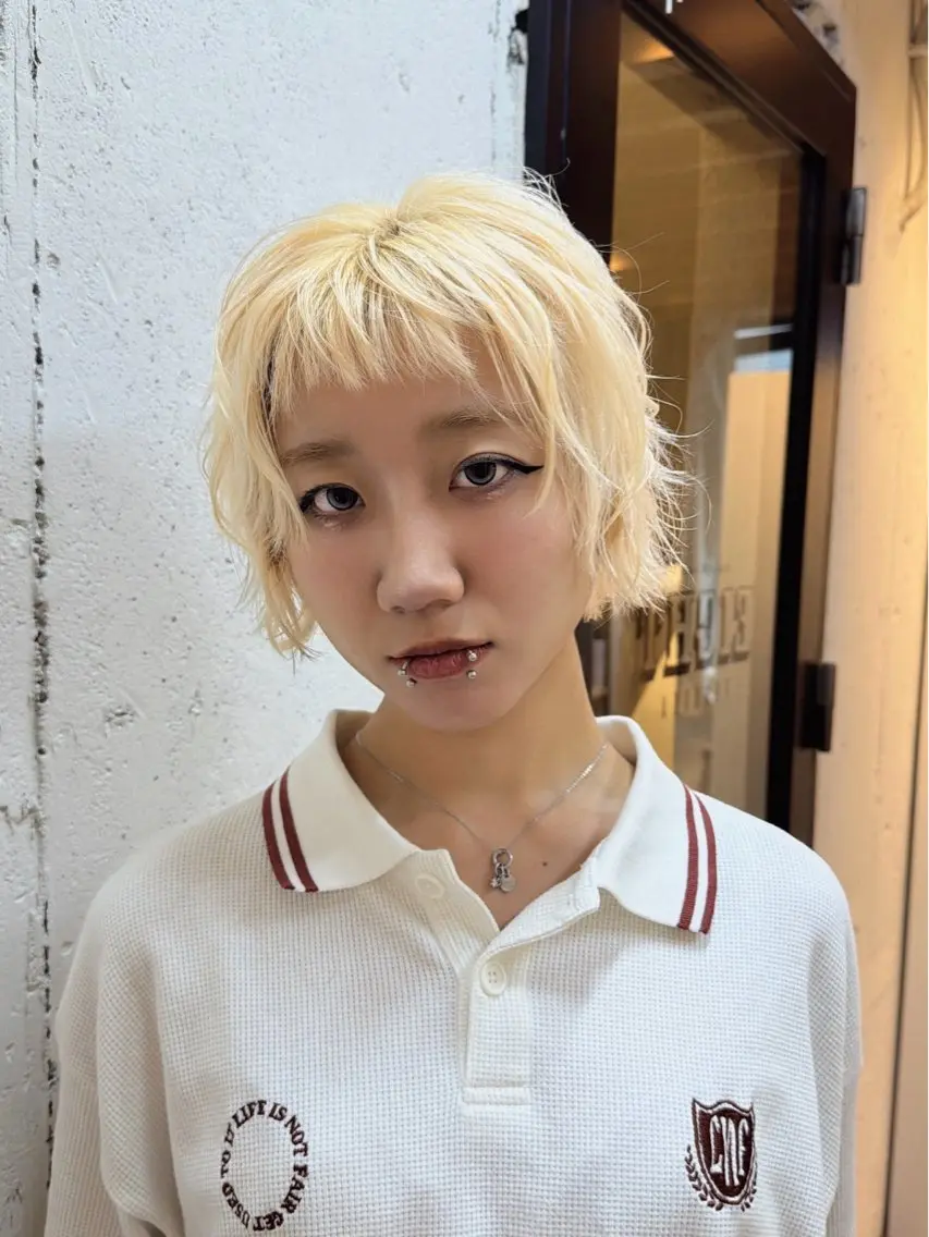ミディアム カット ヘアカラー トリートメント EIGHT サイショ ミズキのヘアスタイル