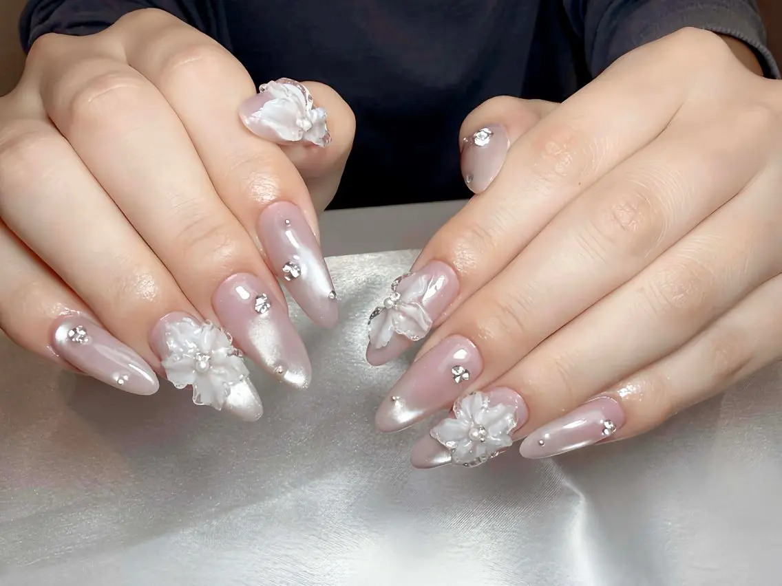 ネイル フラワーネイル フットネイル ジェルネイル スカルプネイル ネイルチップ ハンドネイル Rei _Nail 新宿のネイルデザイン