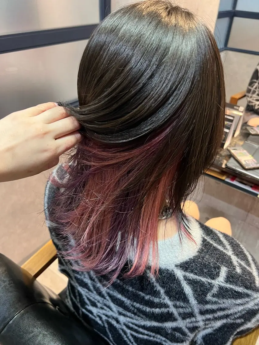 ⭐️デザインカラー⭐️限定クーポン!! カット＋インナーカラー（ブリーチ＋ワンカラー）＋TOKIOトリートメントの写真