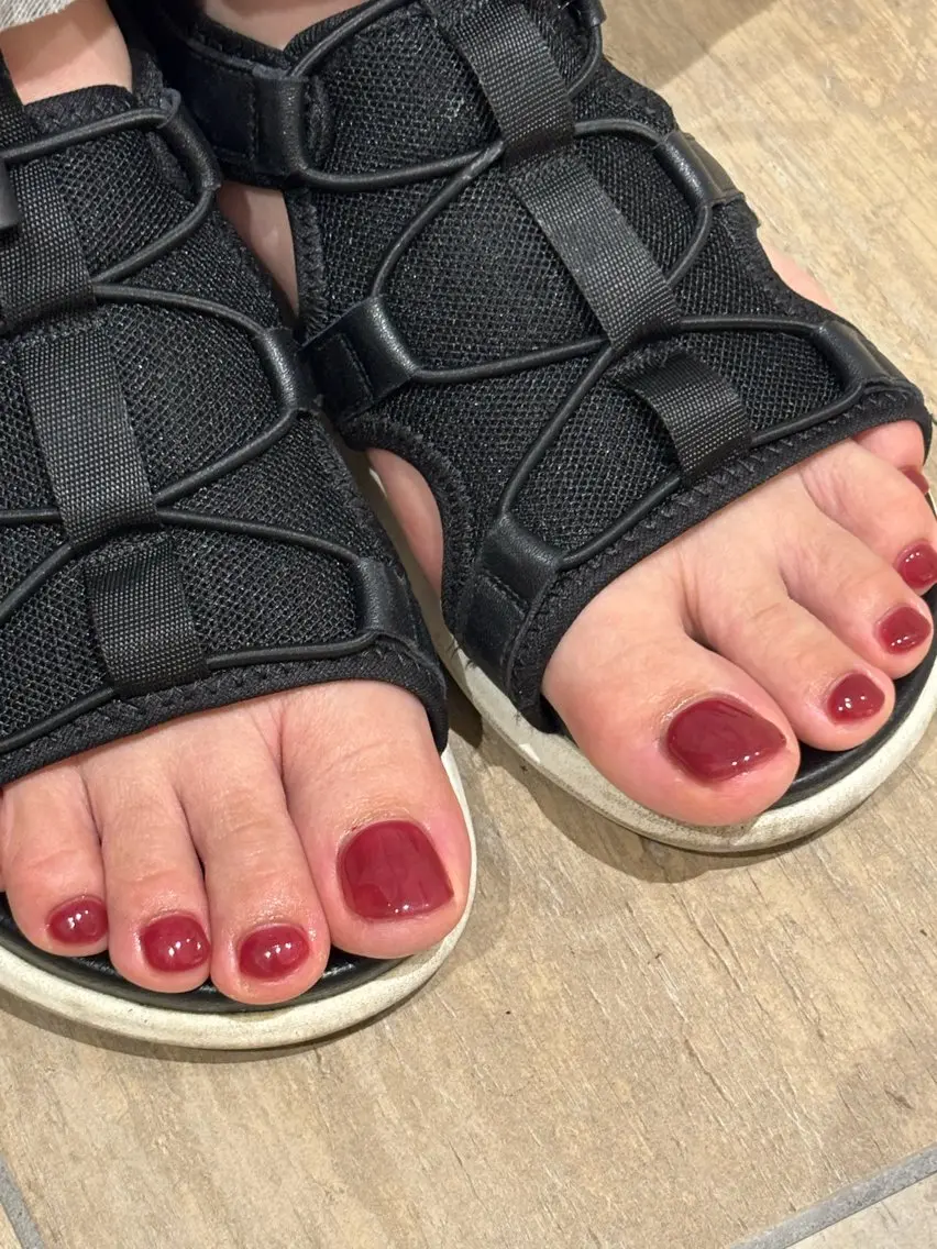 ネイル フットネイル 宮内 志帆のネイルデザイン