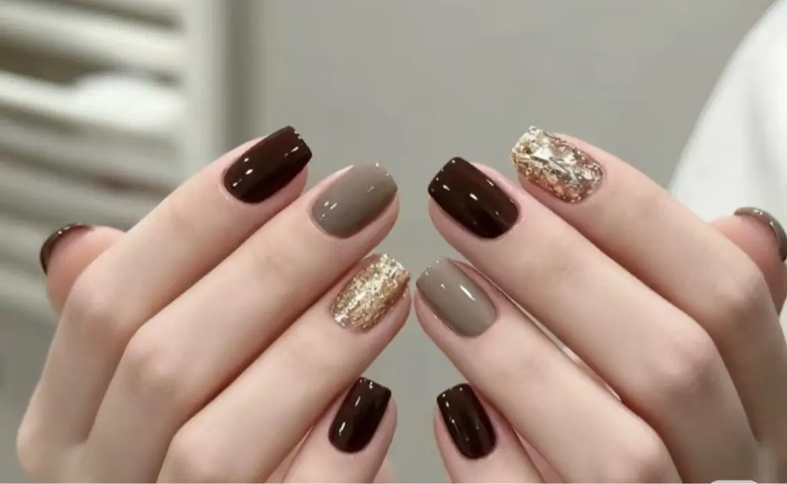 ネイル シンプルネイル ハンドネイル Y3 NailSalonのネイルデザイン