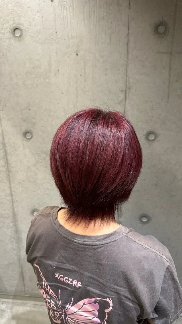 ショート カラー 大川内 結菜のヘアスタイル