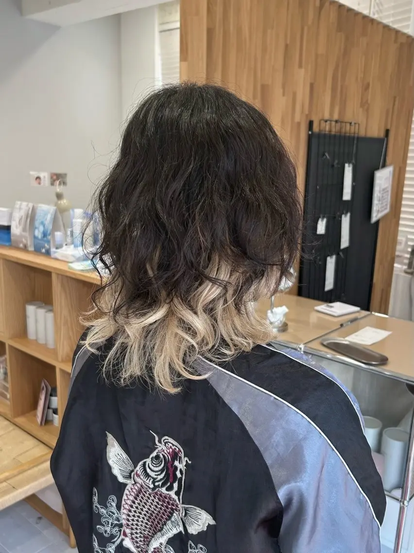 セミロング セミロングパーマ ウルフカット カット パーマ レイヤーカット⛓ hina🩶のヘアスタイル