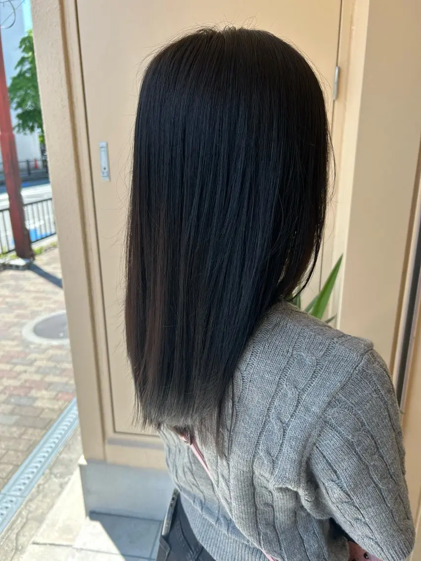 セミロング カラー グレージュ オリーブグレージュ オリーブグレー ヘアカラー カラーモデル募集中 🥣/こにしりなのヘアスタイル