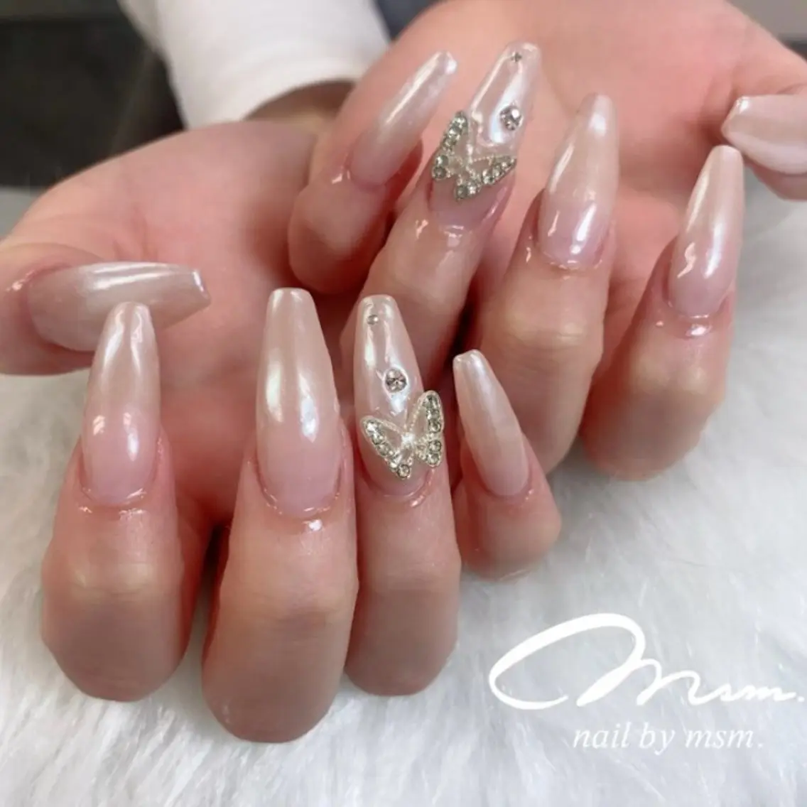 ネイル 持ち込み ネイル・まつ毛・眉毛 同時施術可能💅🏻のネイルデザイン