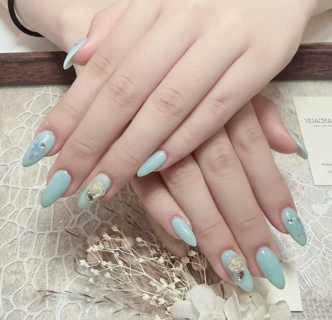 ネイル nail&eye OMI 北千住のネイルデザイン