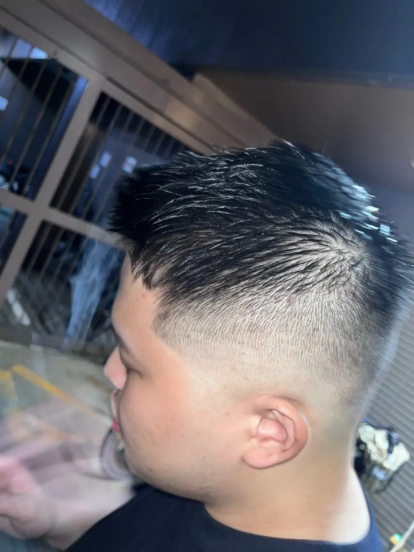 ショート メンズ フェードカット KENTA MOTONAGAのヘアスタイル