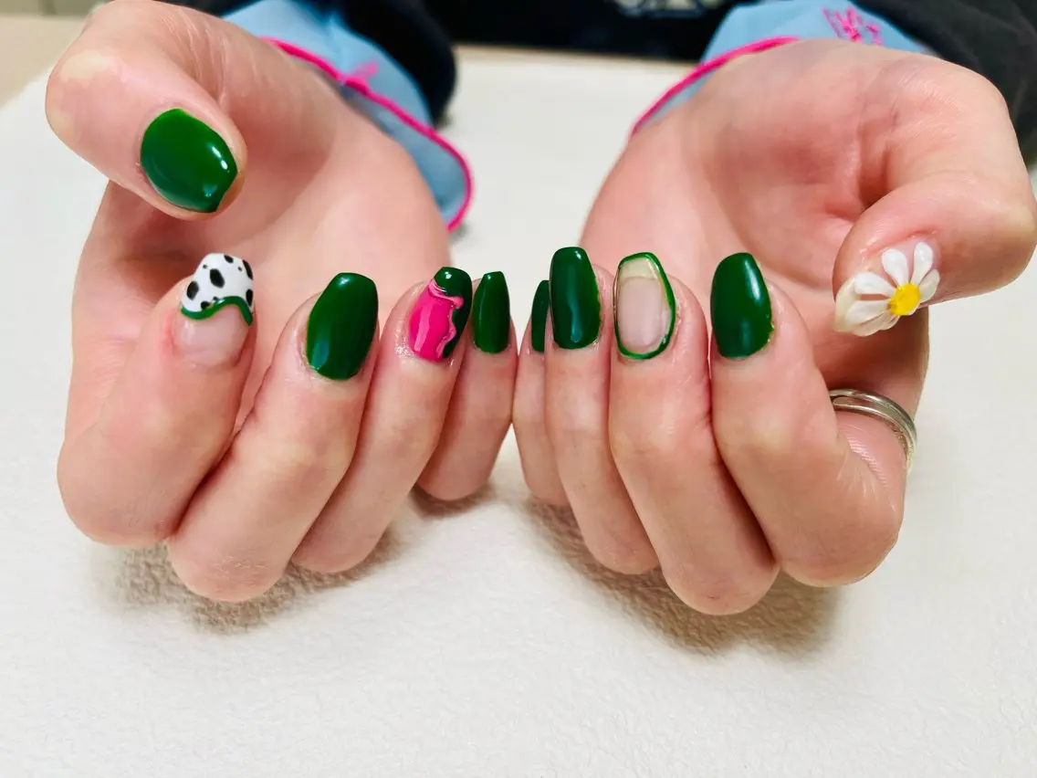 ネイル ハンドネイル nail room.のネイルデザイン