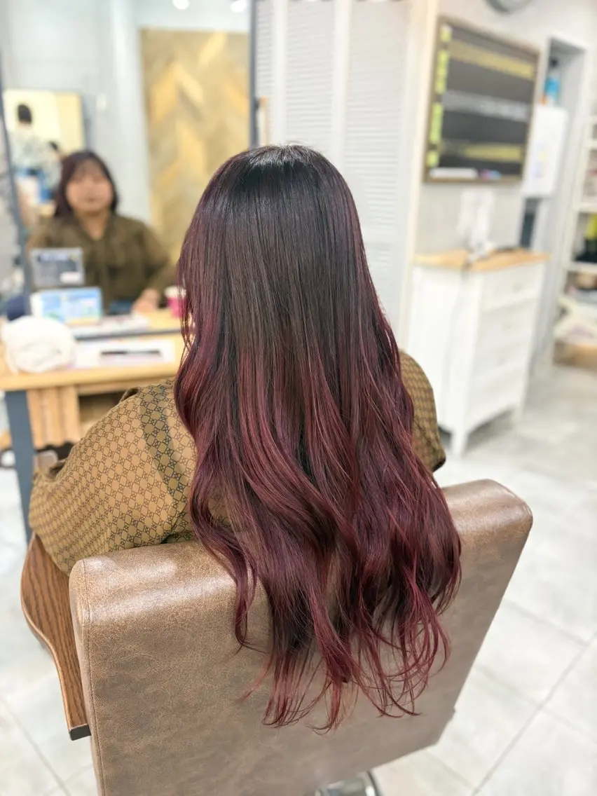 ロング カット ヘアカラー トリートメント suzuka🌿 レイヤー/艶カラーのヘアスタイル