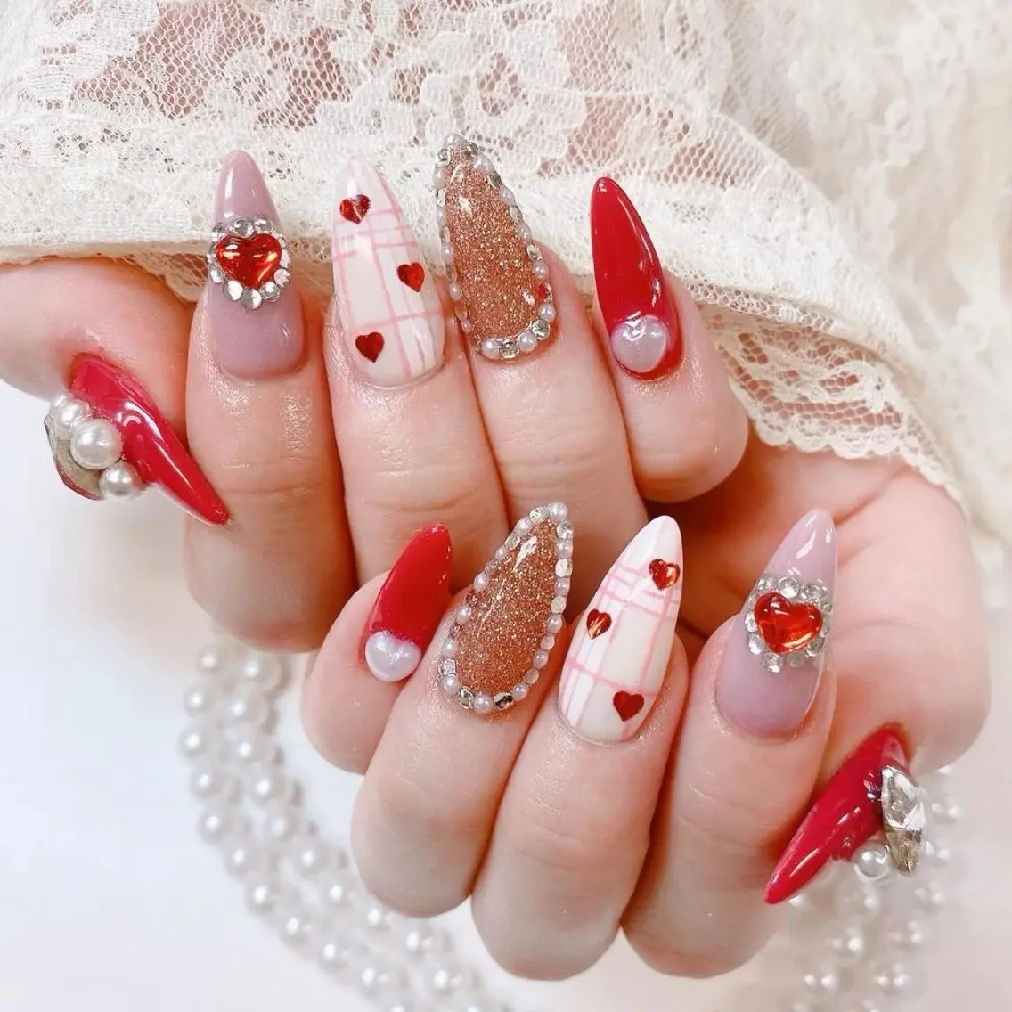 ネイル マグネットネイル ミラーネイル ピンク 冬ネイル Lee Nailsのネイルデザイン