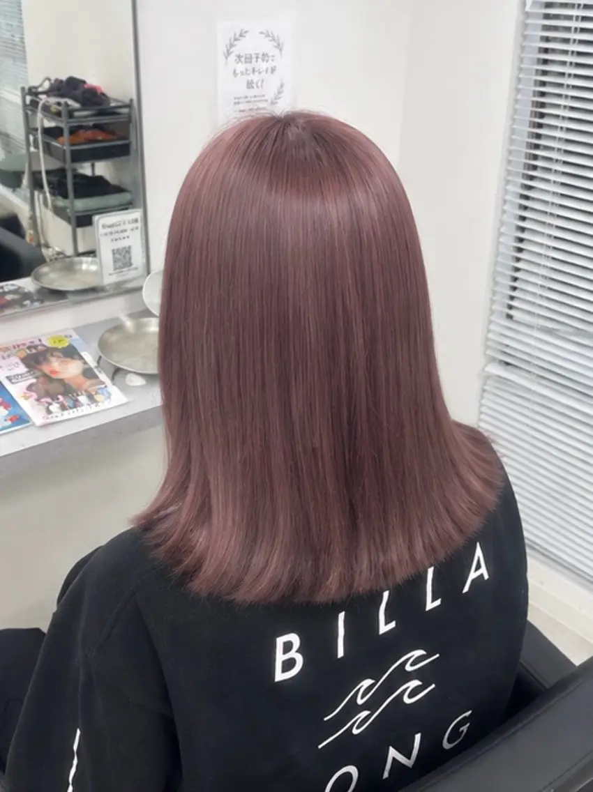 ミディアム 韓国風🥀透明感 カラー🖤uraraのヘアスタイル