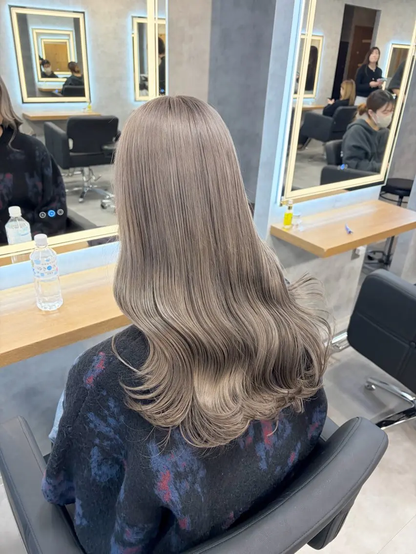 セミロング カラー ヘアカラー トリートメント ヘアセット カラー指名NO.1 🌈Neneのヘアスタイル