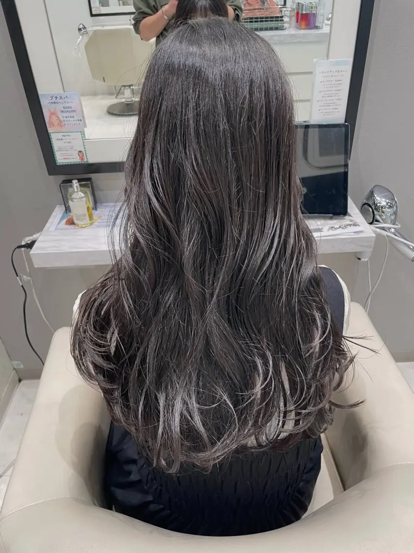ロング カラー 透明感カラー イルミナカラー k-twoたき✨艶感 カラー/美髪矯正のヘアスタイル