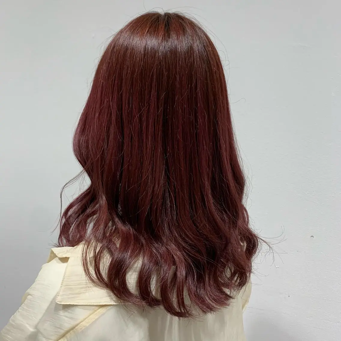セミロング カラー カンダ ケイタのヘアスタイル