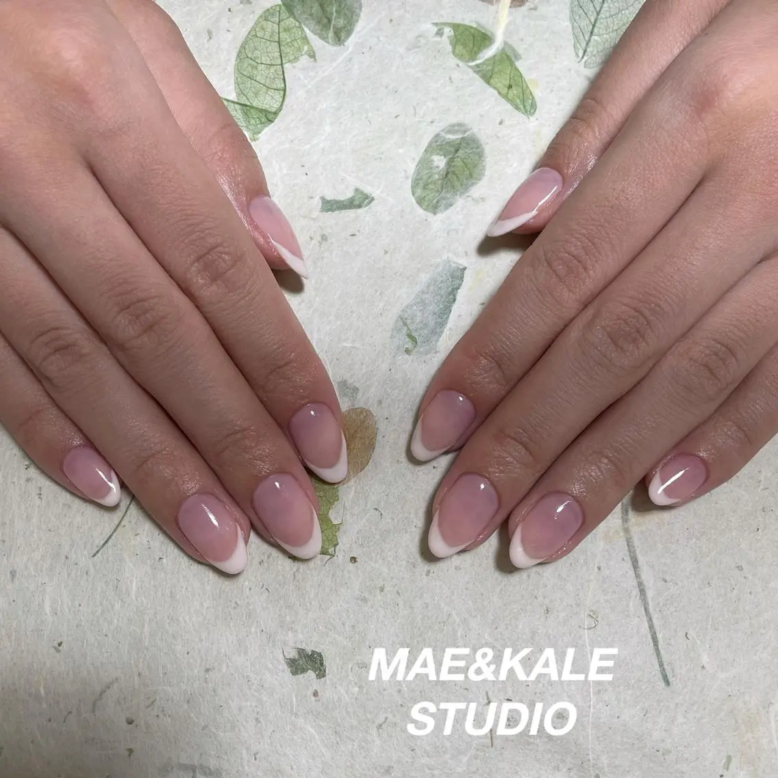 ネイル フレンチネイル MAE&KALE STUDIOのマツエク・マツパデザイン