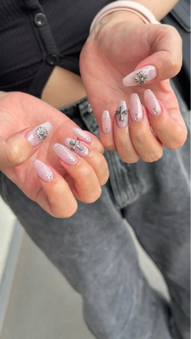 ネイル ハンドネイル フットネイル Nailsalon Fave/Rinaのネイルデザイン