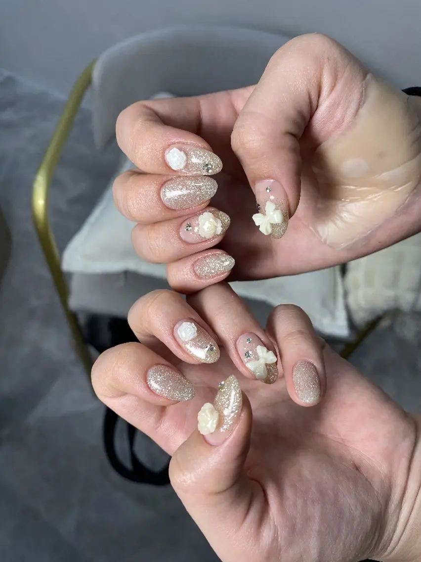 ネイル キラキラネイル ハンドネイル UM Nail Salonのネイルデザイン