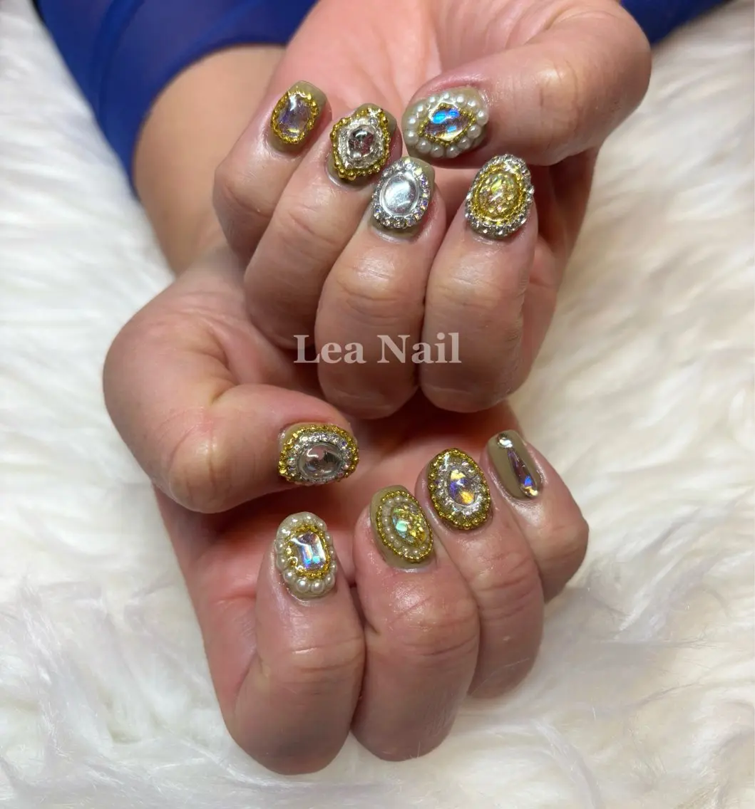 ネイル キラキラネイル 持ち込み Lea Nailのネイルデザイン