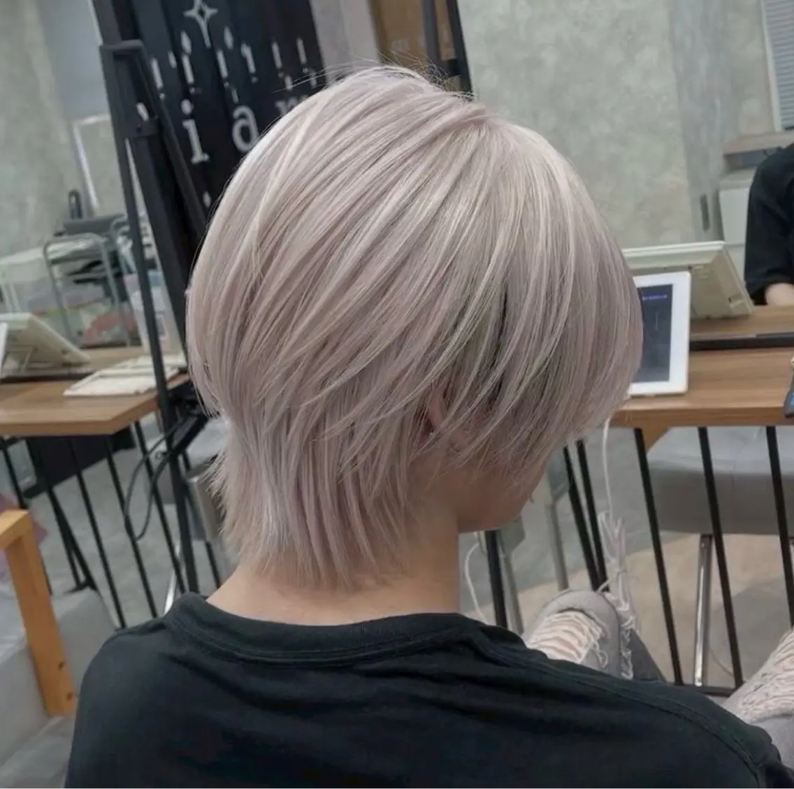 カラー メンズ 佐々木 哲太のヘアスタイル