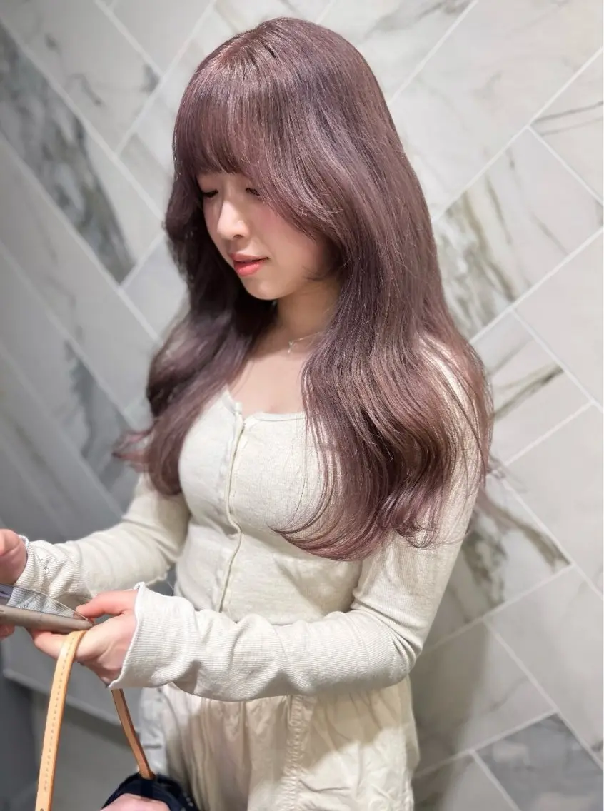 ロング カラー 堤 麻衣子のヘアスタイル