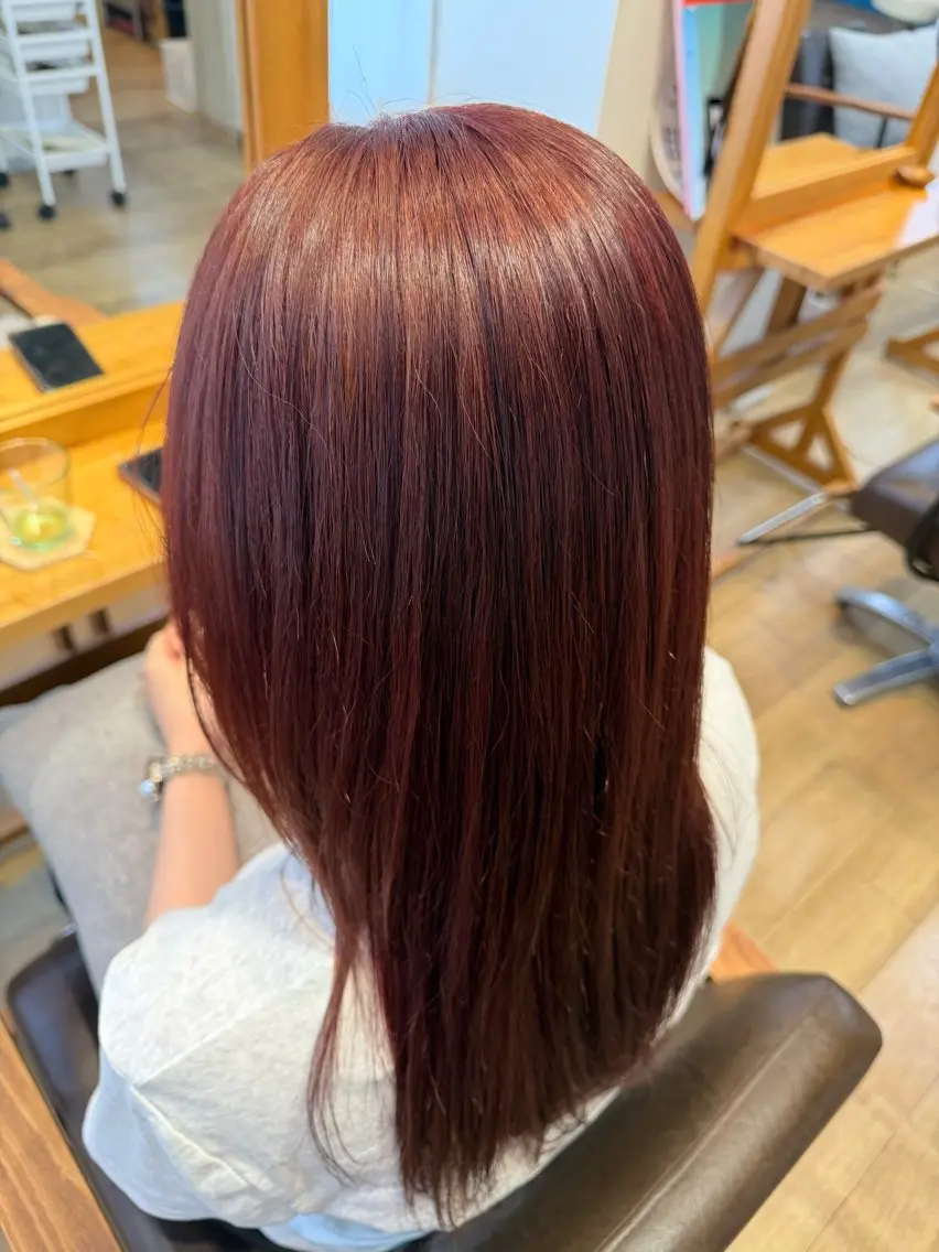 ロング ヘアカラー RENA｜透明感 カラー×癒しスパのヘアスタイル