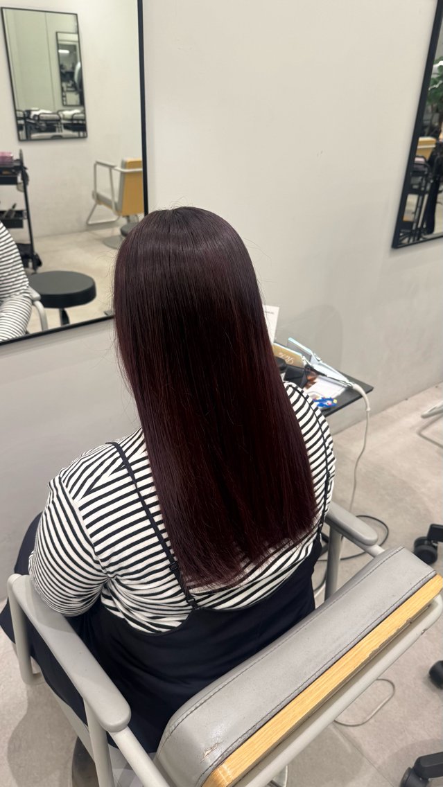 カラー レッドカラー Joule大分 大野李予のヘアスタイル