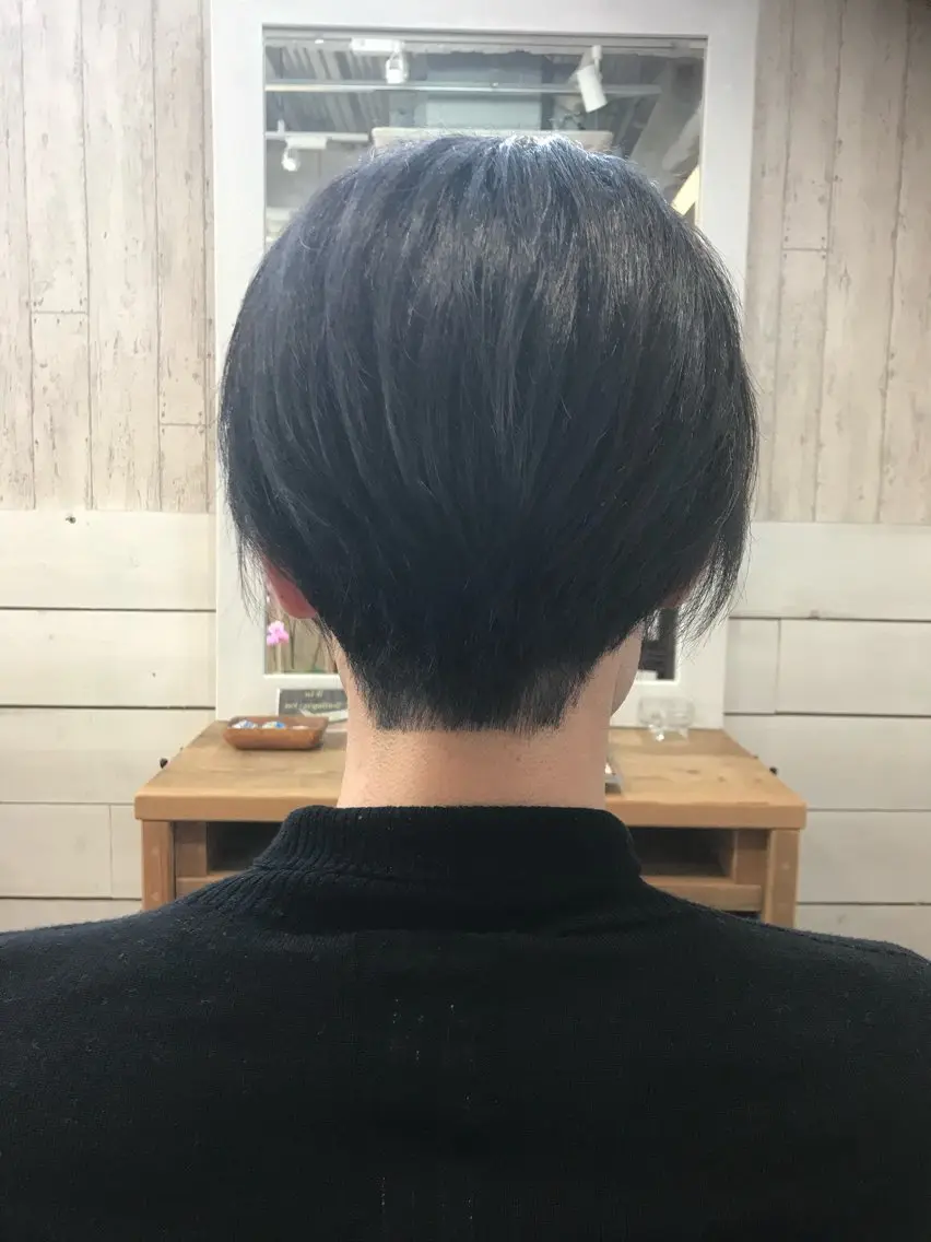 ショート パーマ メンズ メンズバレイヤージュ メンズブリーチ メンズハイライト メンズインナーカラー メンズパーマ カット 縮毛矯正 トリートメント newi赤羽 ✂️KEN✂️のヘアスタイル