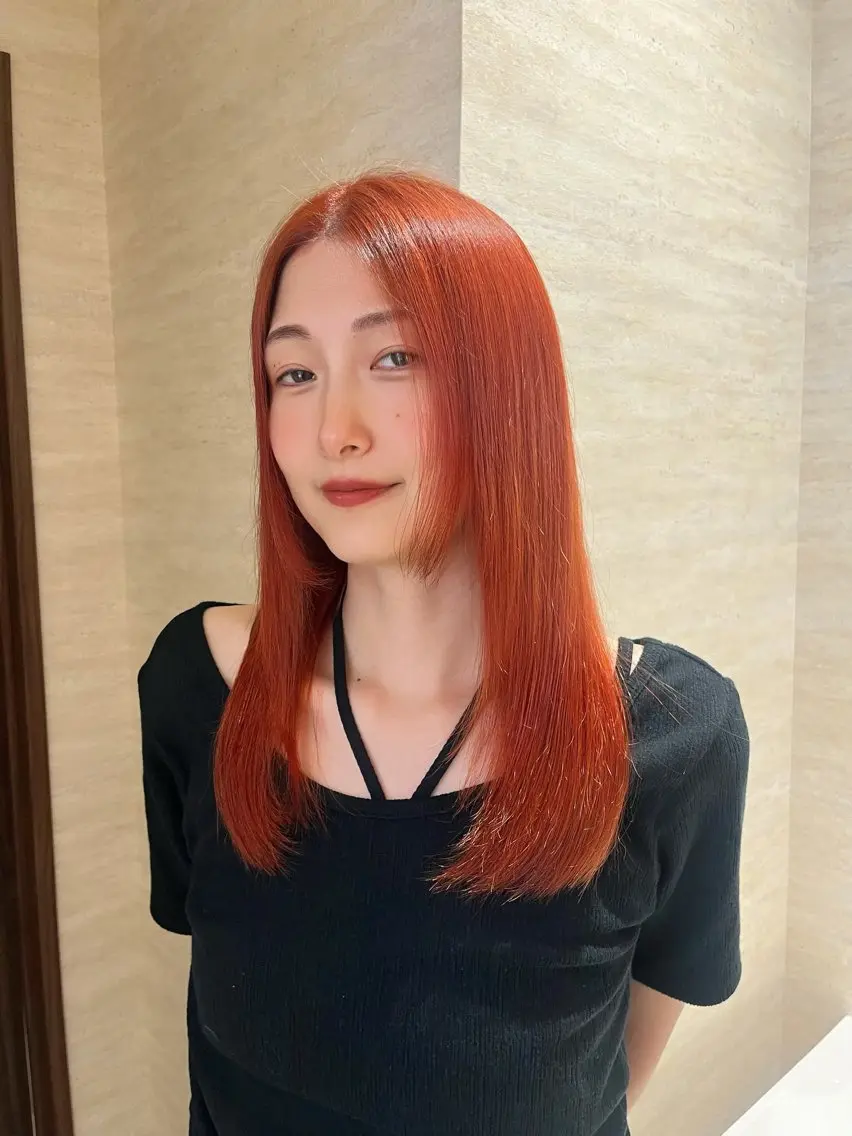 ミディアム カラー 柔らかい艶暖色 レイヤー🫧姫汝のヘアスタイル