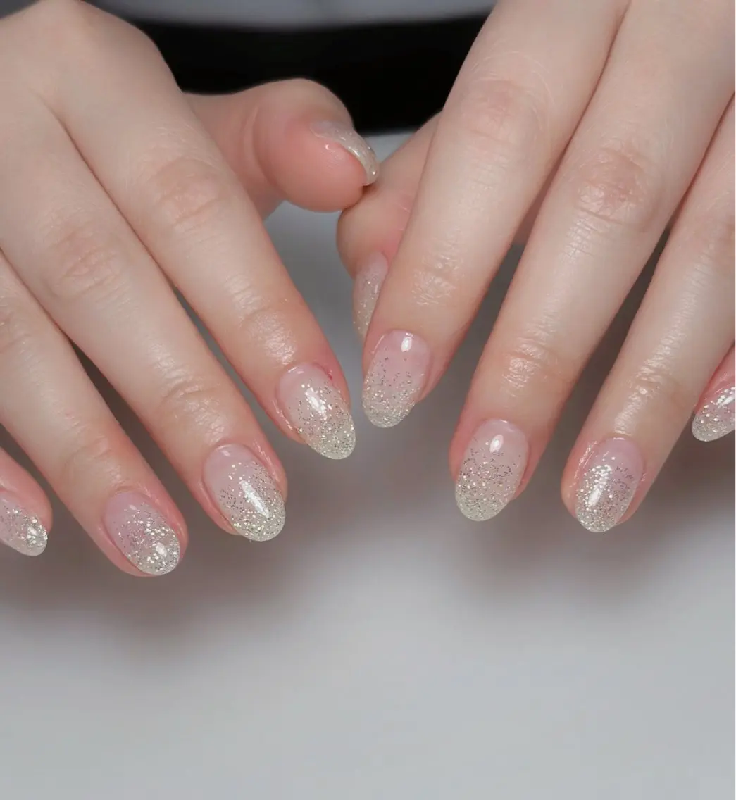 ネイル オーロラネイル 長さ出し フットネイル 韓国ネイル ラメ(グリッター) 👍thumbs up nail👍のネイルデザイン