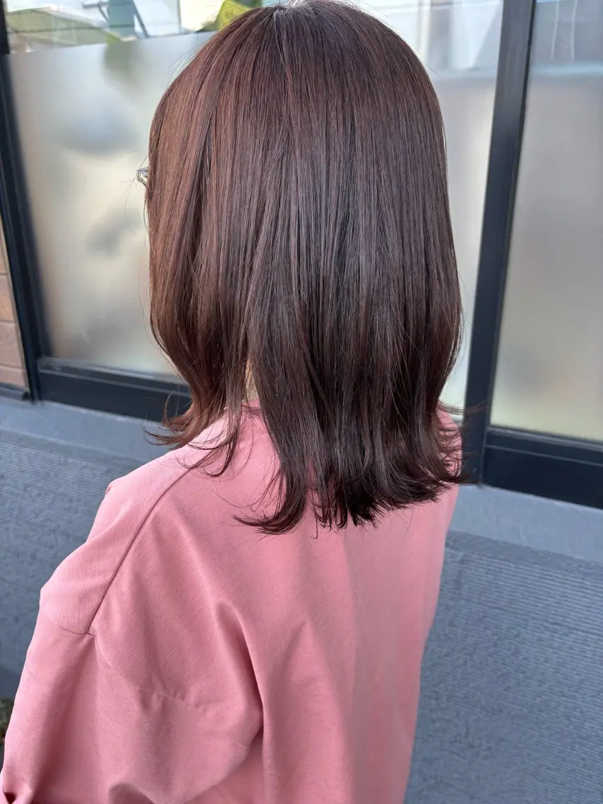 ミディアム カラー ブラウンカラー ピンクカラー ピンクブラウン ヘアカラー ヘッドスパ 亀山 来未のヘアスタイル