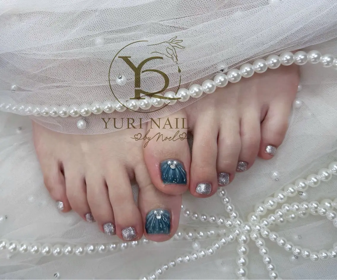ネイル ハンドネイル フットネイル ハンドケア YURI Nail NARITAのネイルデザイン