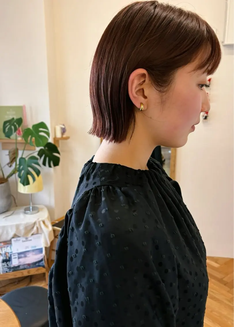 ショート カラー ボブ 外ハネヘア カット 西山 紗耶香🪽 透明感カラー/ボブのヘアスタイル
