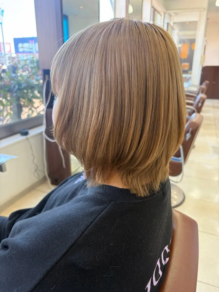 ミディアム ショートボブ ボブ レイヤーカット カット トリートメント Rapt  Rita 滝沢 南のヘアスタイル
