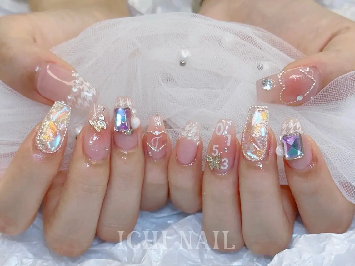 ネイル ハンドネイル 🧚🏻‍♀️ NOHA🎀のネイルデザイン