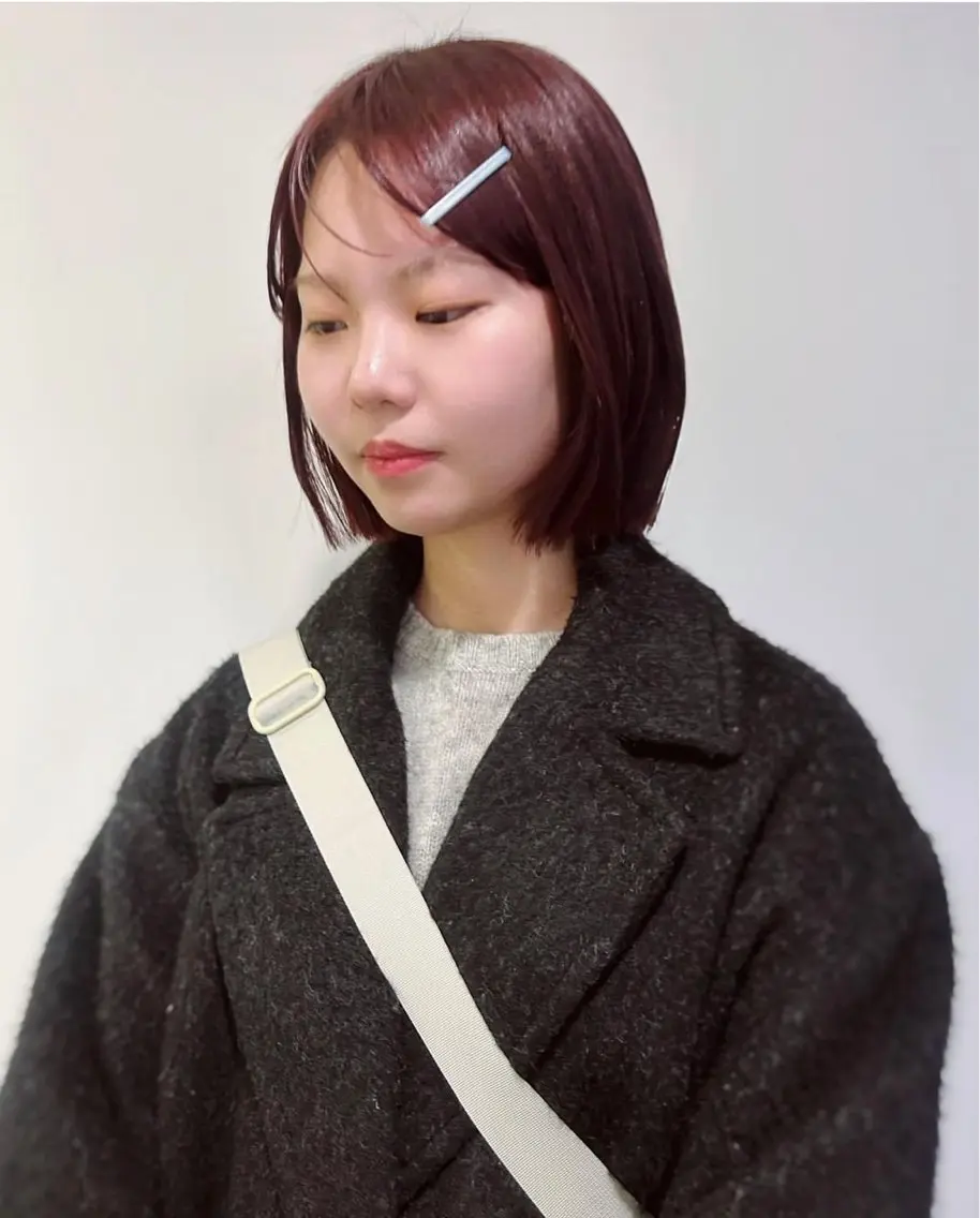 ショート カラー ボルドーカラー senmyo naoのヘアスタイル