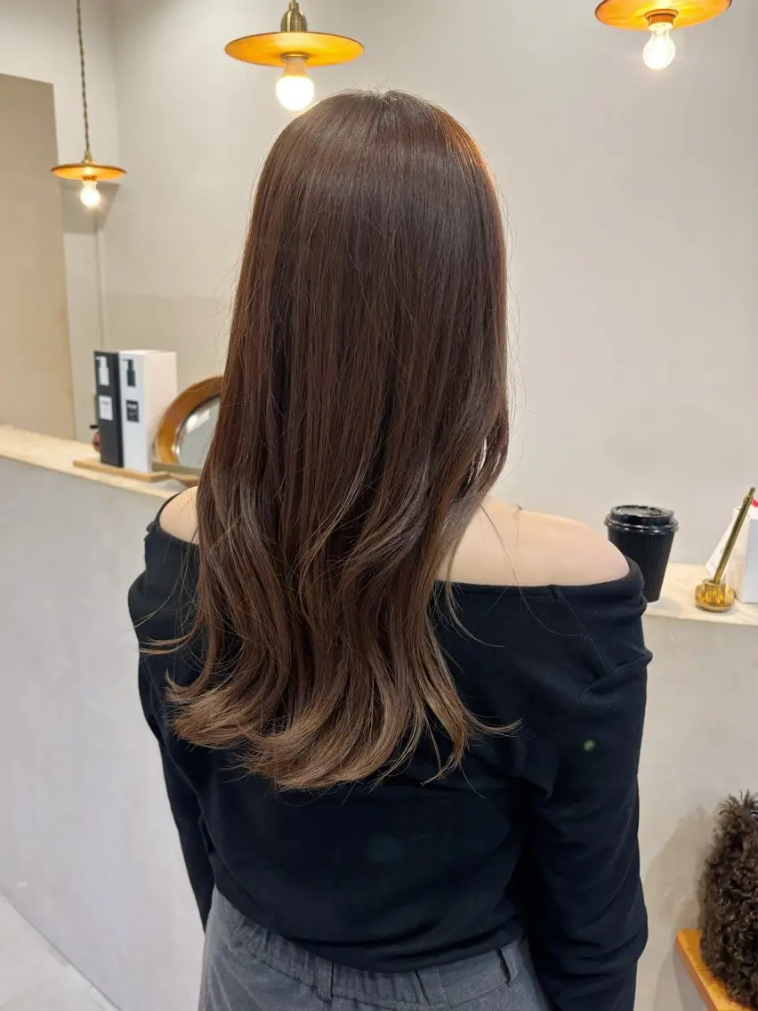 ロング カラー ベージュカラー カット ヘアカラー トリートメント 真弓 理沙/艶カラーのヘアスタイル