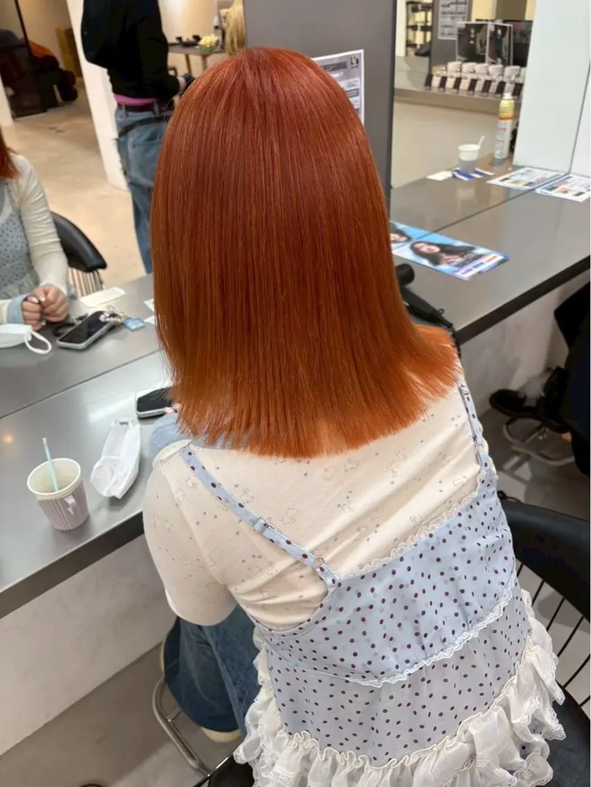 ミディアム カラー LUCK ユナのヘアスタイル