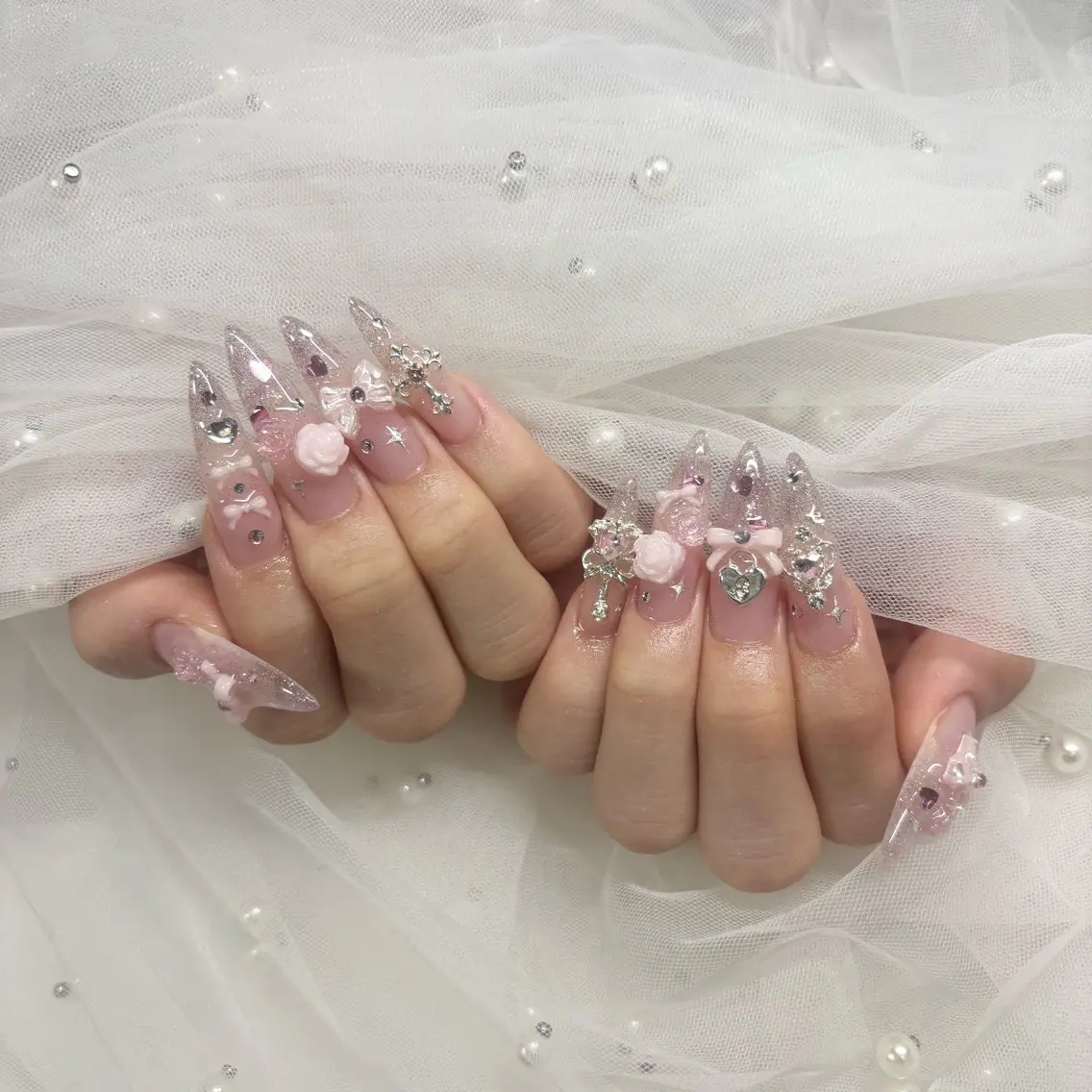 ネイル ハンドネイル ୨୧ mio୨୧のネイルデザイン