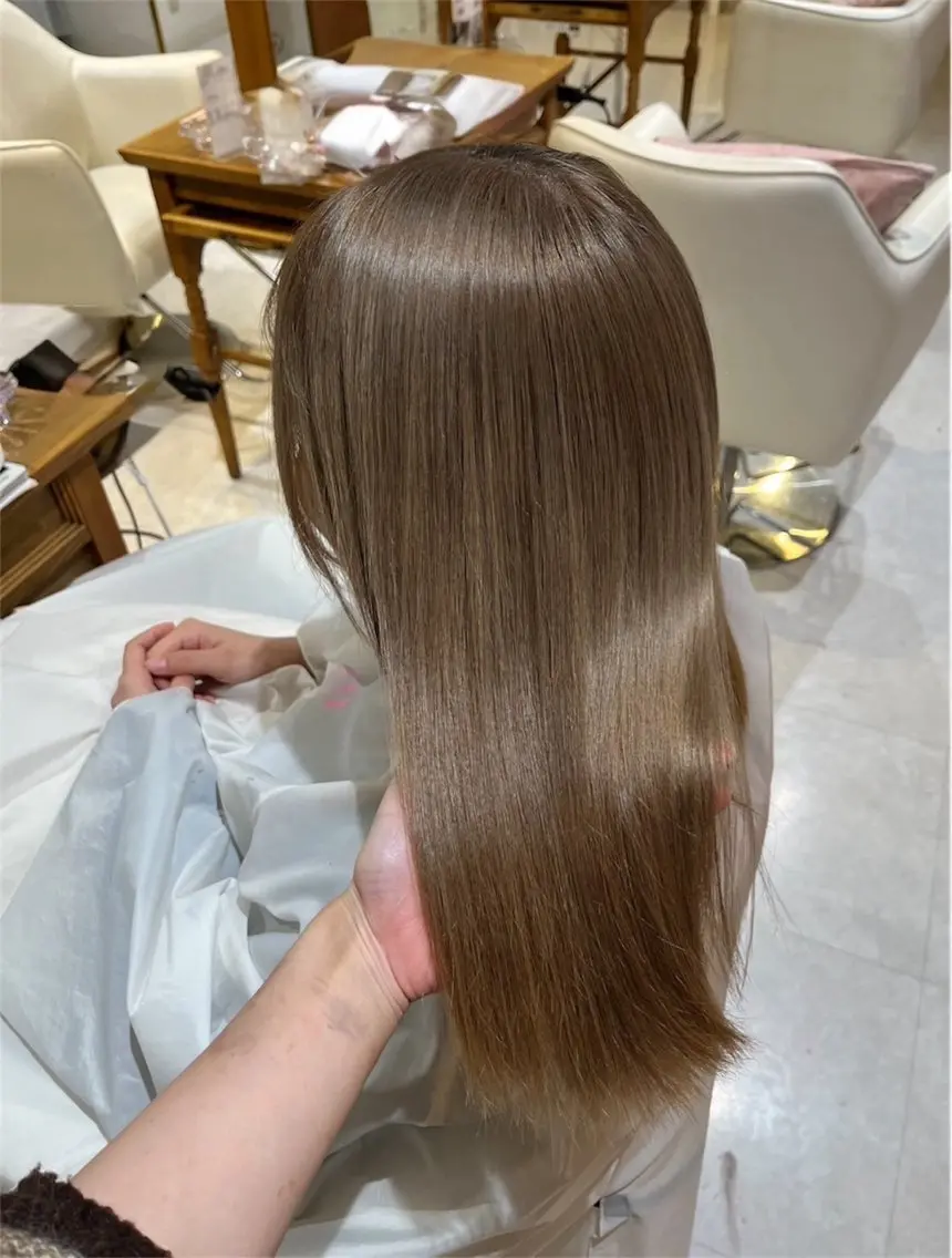 カラー ヘアカラー 中山 知優のヘアスタイル