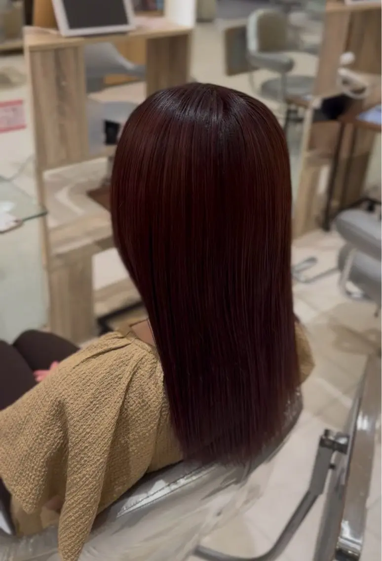 カラー 池田 茜のヘアスタイル
