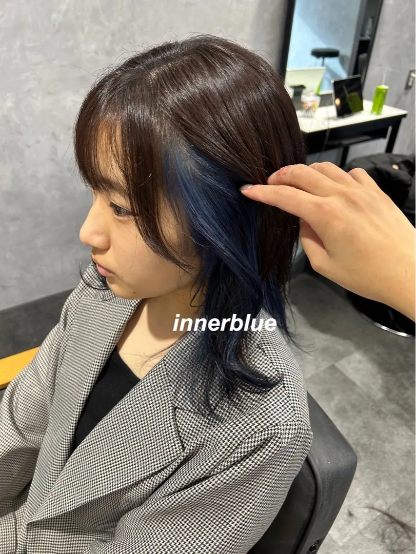 ミディアム カラー ブルーカラー インナーカラー カット ヘアカラー プルエクステ/インナ ーカラー🦊はるなのヘアスタイル