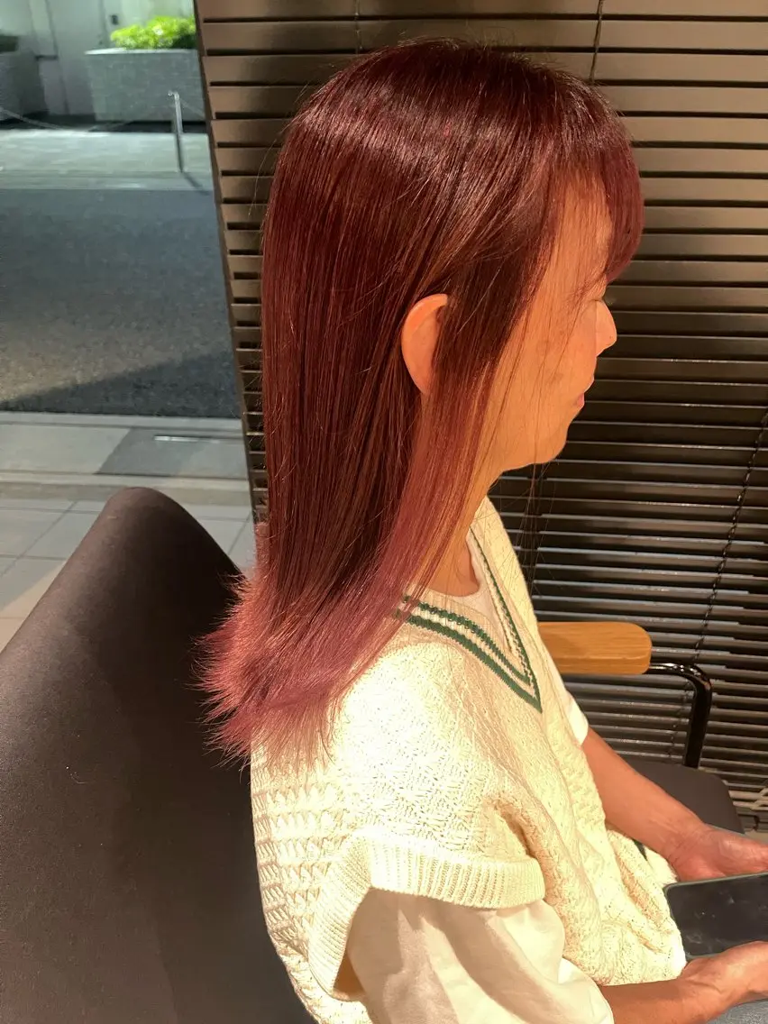 ミディアム rin 🖤〈大宮〉のヘアスタイル