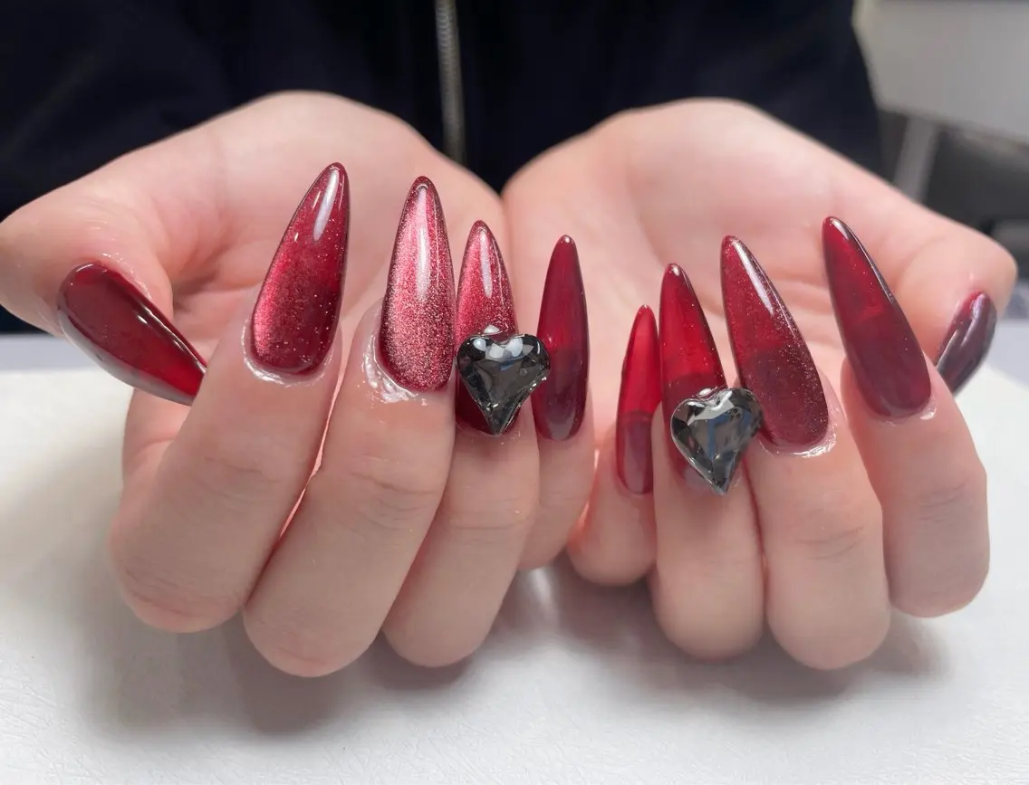 ネイル チークネイル 長さ出し フレンチネイル グラデーション キラキラネイル 中野駅から2分 MEO NAILのネイルデザイン