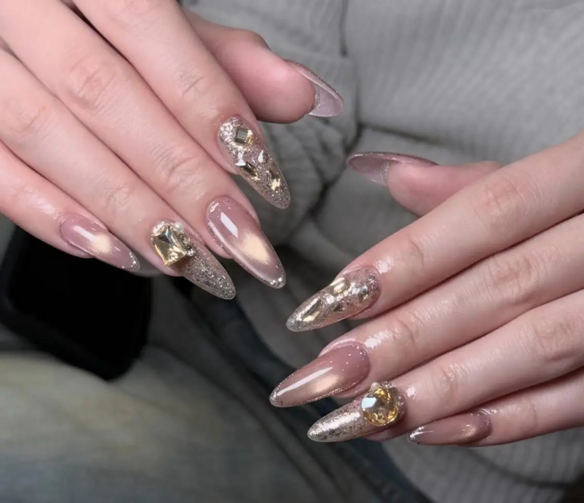 ネイル ハンドネイル 🎀 NaNa_nailのネイルデザイン