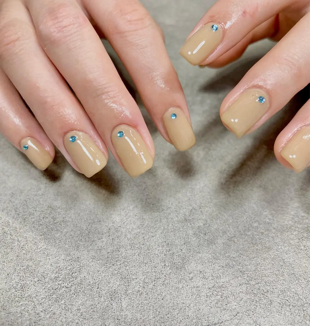 ネイル ストーンネイル salon de oct.のネイルデザイン