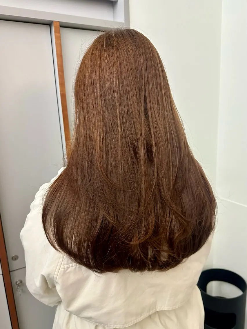 ロング ヘアカラー ‎🤍ともえ‎🤍 /レイヤーカット🧸のヘアスタイル